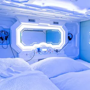  Kapsül Otel Space - Hall Avusturya