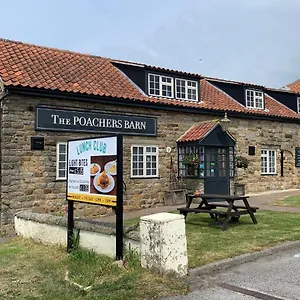 Poacher's Barn Hotel